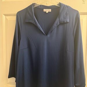 Buckhead Betties navy top